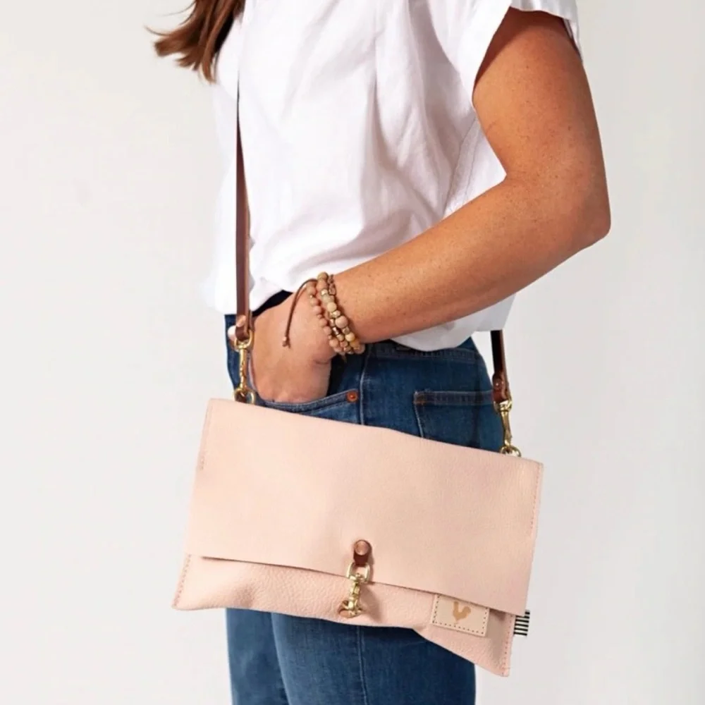 🆕 Foldover Clutch & Crossbody - NWOT - Picture 13 of 13